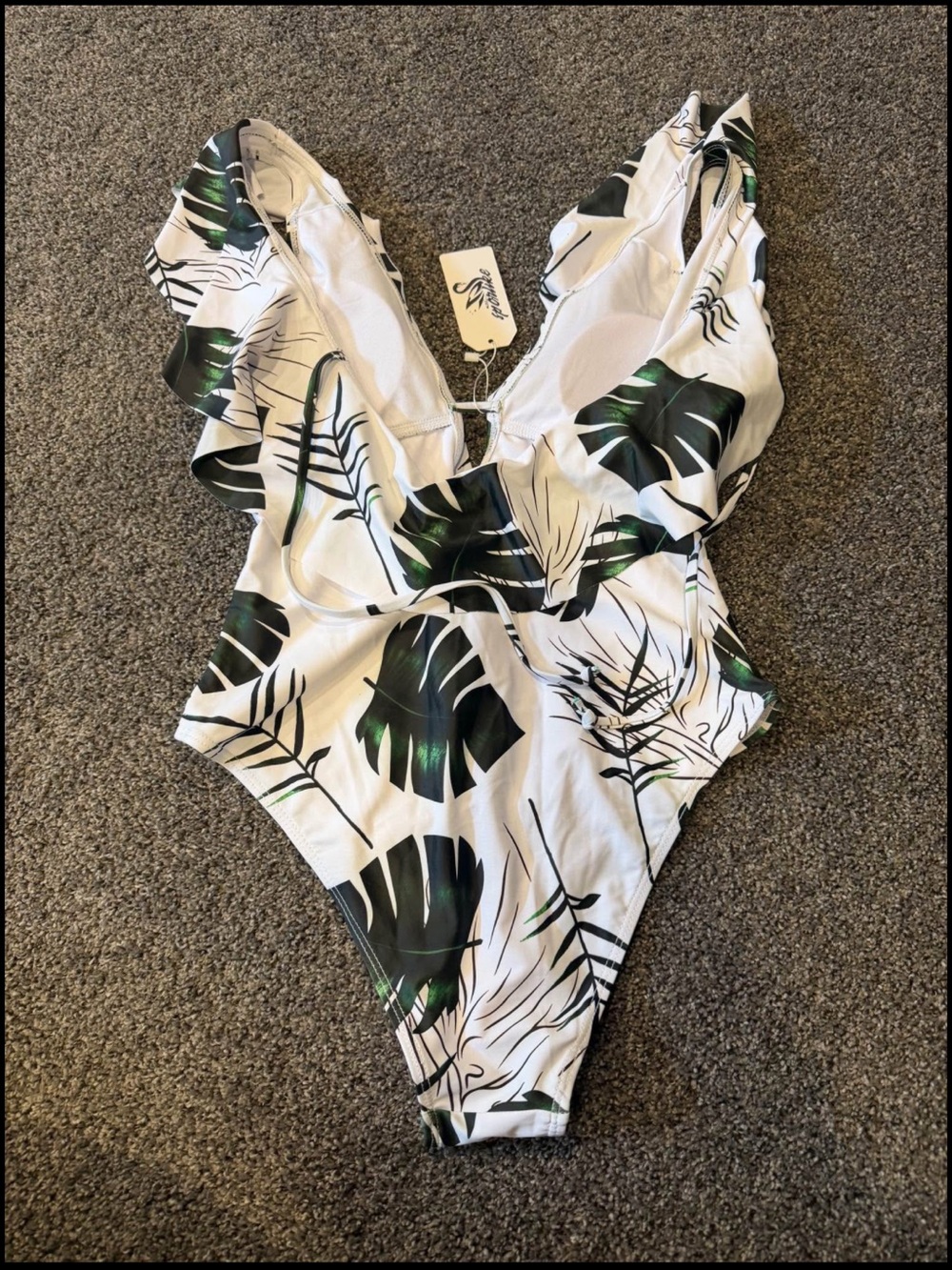 Bathing suit - Picture 2 of 2
